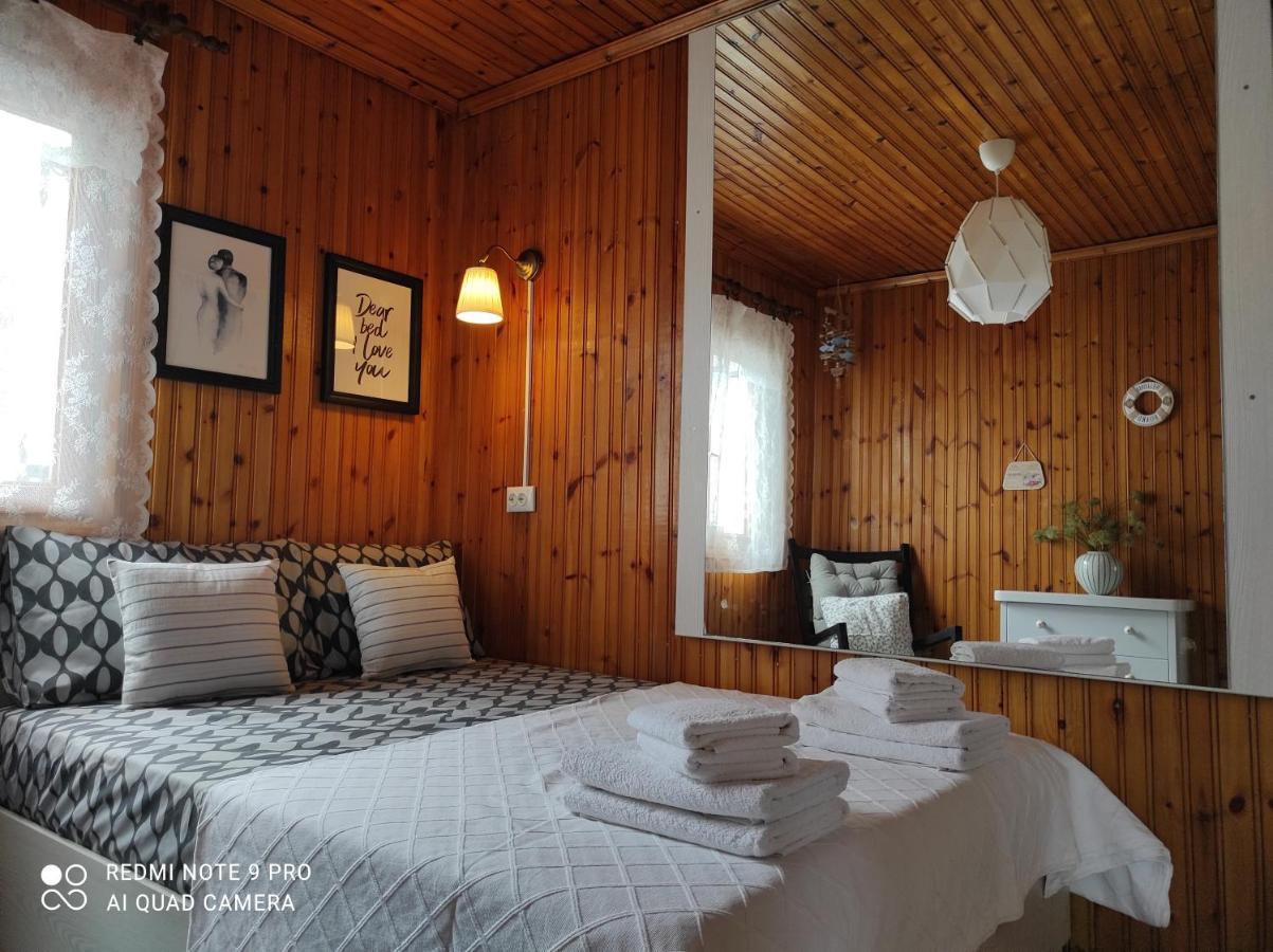 Deminik Summer House Nea Kallikrateia Exterior photo